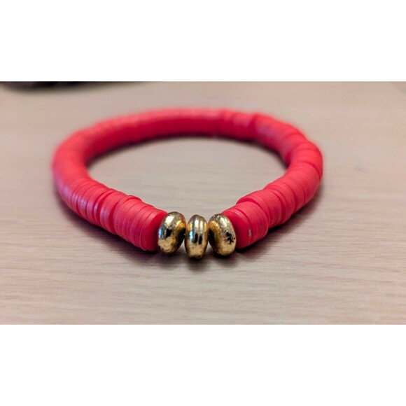 Pair of Gray & Red Heishi Beads Stretch Bracelets - Picture 3 of 4